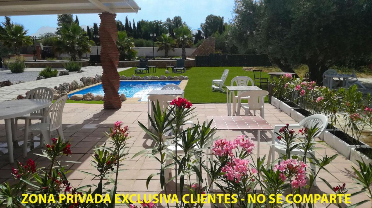 Villa Capricho De Luna Caparacena Eksteriør bilde