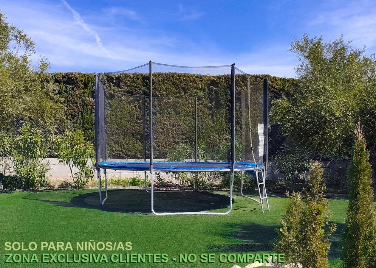 Villa Capricho De Luna Caparacena Eksteriør bilde