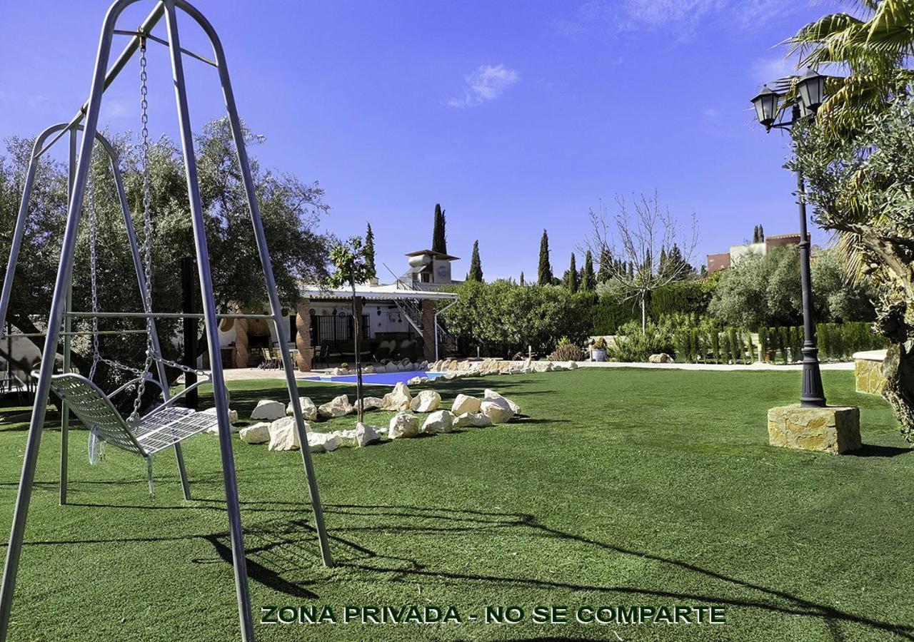 Villa Capricho De Luna Caparacena Eksteriør bilde